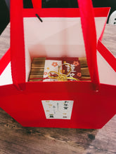 Load image into Gallery viewer, Wakayama Kankitsu Cheesecake 和歌山の酒渍柑橘使用し