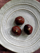 Load image into Gallery viewer, 【栗の沖縄黒蜜ケーキ】
Kuromistu Chestnut Cake Online Class