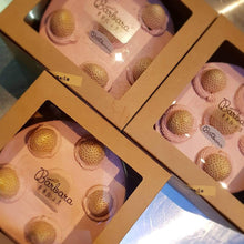 Load image into Gallery viewer, Sakura Awayuki Mille Crepe Cake 桜香るの 「淡雪」 クレープケーキ