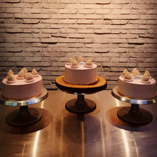 Load image into Gallery viewer, Sakura Awayuki Mille Crepe Cake 桜香るの 「淡雪」 クレープケーキ