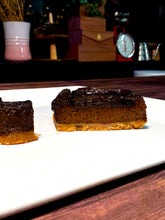 Load image into Gallery viewer, Hippo-yaki (M) 窯焼きチーズケー