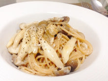 Load image into Gallery viewer, Morita Black Tuffle Sauce 盛田黑松露酱油 100ml