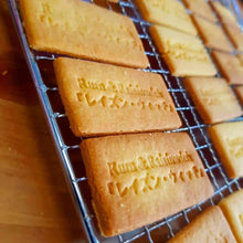 Load image into Gallery viewer, Marusei Rum & Raisinwich