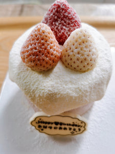 3 色莓のチーズケーキ 4"